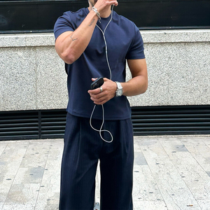 <span class=keywords><strong>T</strong></span>-<span class=keywords><strong>shirt</strong></span> classique à col rond en coton premium, doux, infroissable, respirant, coupe ajustée, <span class=keywords><strong>bleu</strong></span> <span class=keywords><strong>marine</strong></span>, manches courtes - Product Image 3