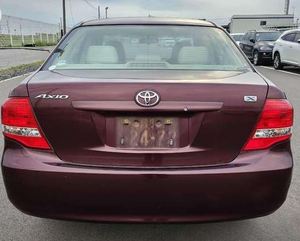 Toyota Corolla Axio X 2010, Volante a la Izquierda, Asientos de Cuero, Cámara Trasera, Auto Usado en Venta - Product Image 5