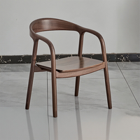 Chaise de salle à manger simple en bois massif de style nordique pour restaurant et salle à manger décontractée