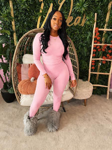 Conjunto de Ropa Deportiva de Dos Piezas con Logotipo Personalizado, Camiseta de Manga Larga y Leggings para Gimnasio y Jogging, Conjuntos de Dos Piezas para Mujer - Product Image 5