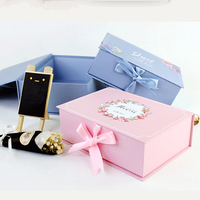 Vente en gros joli emballage en papier trois pièces dans une boîte-cadeau d'anniversaire de mariage pour le stockage de fleurs douces de fête de la Saint-Valentin