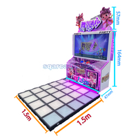 Machine de jeu de danse d'arcade avec musique activée par la danse, scène de fête de parc d'attractions