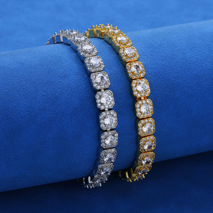 Bracelet en Moissanite taille Radiant, Argent Sterling 925, Chaîne à maillons carrés effet 'Sugar Cube' entièrement pavée, Diamant VVS, Bijoux Hip Hop pour Femme - Product Image 4