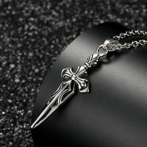 จี้ดาบไขว้สร้อยคอสแตนเลสผู้ชายของขวัญเครื่องประดับแฟชั่น - Product Image 2