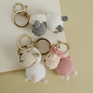 <span class=keywords><strong>Portachiavi</strong></span> Amigurumi <span class=keywords><strong>a</strong></span> Forma di Pecora Fatto <span class=keywords><strong>a</strong></span> Mano all'Uncinetto, Mini Ciondolo Carino per Borsa, Giocattolo Animale all'Uncinetto per Regalo Festivo - Product Image 4