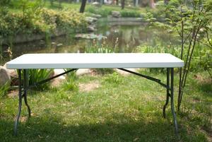 <span class=keywords><strong>Table</strong></span> <span class=keywords><strong>et</strong></span> <span class=keywords><strong>chaise</strong></span> <span class=keywords><strong>pliante</strong></span> en plastique avec pieds pliants en métal Mobilier d'extérieur de plage en plastique bon marché en gros - Product Image 6