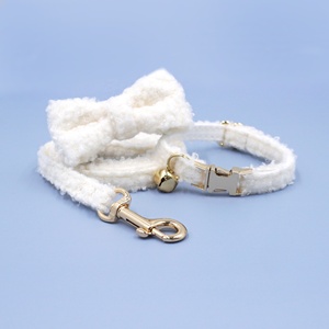 Colliers en velours Teddy pour chats et chatons 2026, inspirés de TikTok, avec laisse de promenade et nœud assorti - Product Image 1