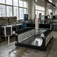 Graveur de polystyrène économique 4 axes Rongchi avec système personnalisé, table en acier à tube lumineux pour le relief cylindrique