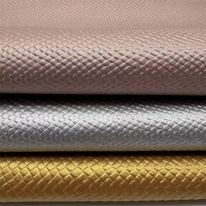 Cuir synthétique <span class=keywords><strong>PU</strong></span> en microfibre métallique de 1,0 mm, conforme à la norme REACH <span class=keywords><strong>CA</strong></span> Prop 65, pour sacs et chaussures de luxe, finition dorée ou argentée, effet verni, imitation cuir. - Product Image 1