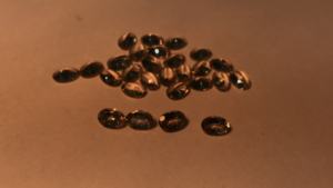 Pietre di <span class=keywords><strong>Zultanite</strong></span> Naturali che Cambiano Colore, Pietre di <span class=keywords><strong>Zultanite</strong></span> Ovali Calibrate - Product Image 4