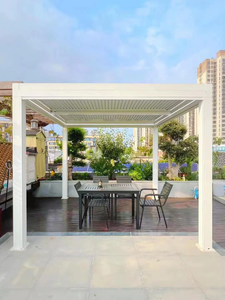 Pérgola de Aluminio con Láminas Orientables Autoportante |   Pabellón Exterior Independiente con Toldo Retráctil y Luces LED para Patio - Product Image 3