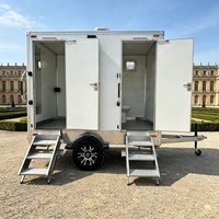 Offre Spéciale : Remorque Sanitaire Portable de Luxe à 2 Cabines, Mono-essieu, avec Urinoir et Lavabo, pour Événements Extérieurs et Chantiers