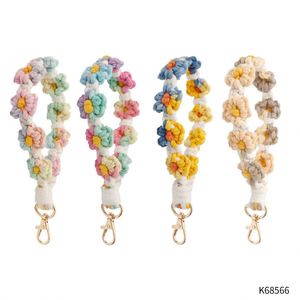 Nouveau Porte-clés Macramé Fleur de Marguerite 2025 en Gros, Cordon Tressé pour Poignet, Chaîne de Téléphone Portable avec Motif Roulé - Product Image 2