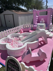 Ensemble de jeux souple personnalisé blanc pour enfants, piscine à balles extérieure en PVC en forme de cœur, modèle LB-06, pour écoles, centres commerciaux et espaces commerciaux - Product Image 3