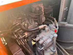 Excavadora Usada de Alta Calidad Hitachi ZX200 de 20 Toneladas Disponible, Excavadora en Buen Estado para Trabajos Pesados con Certificación CE - Product Image 4