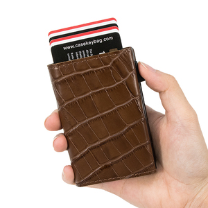 Portefeuille magnétique en cuir véritable à motif crocodile de luxe Casekey, porte-cartes RFID sécurisé, mécanisme pop-up RFID à trois volets avec fermeture éclair - Product Image 2