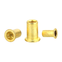 Écrous à riveter à tête plate en laiton M5/M6/M8, à extrémité ouverte, à bride nervurée, inserts filetés aveugles pour l'assemblage de boîtiers en tôle