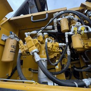 รถขุดตีนตะขาบ CAT 340D มือสอง น้ำหนัก 40 ตัน ของแท้จาก Caterpillar เครื่องยนต์ C9 ชั่วโมงการทำงานต่ำ เหมาะสำหรับงานเหมืองและก่อสร้างในกินี - Product Image 6