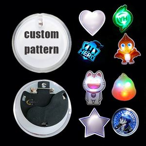 Broche Luminoso LED al por Mayor, Insignia Luminosa para el Pecho, Regalo para Fiestas, Insignia Luminosa Personalizable con Logotipo - Product Image 1