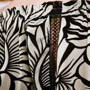 Nouvelle robe midi d'été à imprimé floral, ample, élastique, sans bretelles, en rayonne, coupe épaules dénudées, personnalisable - Product Image 2