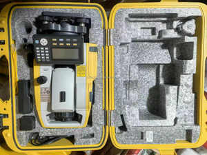 Estación Total de Segunda Mano 80% Nueva, Marca Japonesa ES-52, Precisión de 2'', Equipo de Topografía sin Prisma, 1 Set en Venta, ES-52 Usado Japonés - Product Image 6