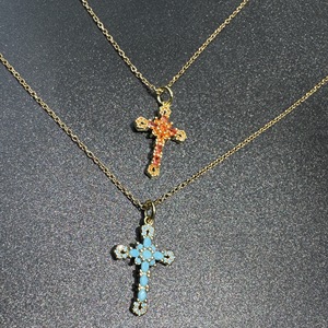 Collana retrò 18K PVD placcato in <span class=keywords><strong>oro</strong></span> chiaro con zircone incrociato alla moda a catena in acciaio inossidabile con croce in zirconio cubico - Product Image 3