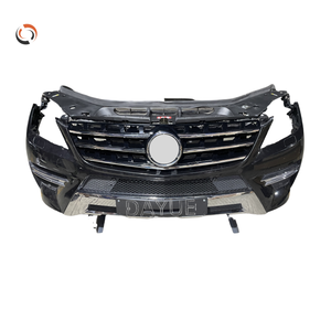 Kit de montage de pare-chocs avant et de calandre d'occasion à la vente chaude pour <span class=keywords><strong>Mercedes</strong></span> Benz W166 <span class=keywords><strong>ML</strong></span> Condition d'occasion pour la position avant - Product Image 4