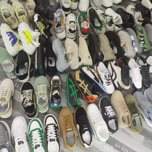 Chaussures d'occasion de marque en balles, qualité A+, couleurs et tailles variées, en stock, provenance Chine/Guatemala - Prix de liquidation XW - Product Image 4