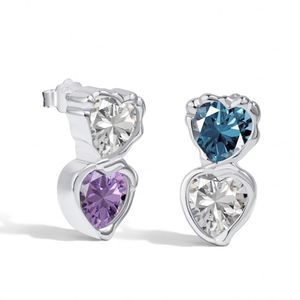 Colección Minimalista Dylam, Pendientes de Plata de Ley 925 con Baño de Rodio, Hechos con Elementos Infinitos, Zirconia en Forma de Corazón - Product Image 1