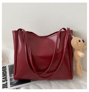 Sacs fourre-tout et sacs à bandoulière pour femmes, sacs à main de luxe de créateur pour femmes, sacs fourre-tout décontractés en cuir de luxe, vente en gros à prix abordable - Product Image 5