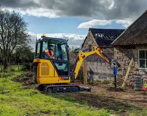 Offre Spéciale : Mini-Excavatrice sur Chenilles de 1,8 Tonne 9018F avec Chenilles en Caoutchouc, Moteur, Boîte de Vitesses, PLC, 17 kW, Émissions Stage V - Product Image 2