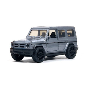 Auto in Metallo Pressofuso Stile Classico <span class=keywords><strong>con</strong></span> Porte Apribili, Modellino in Scala 1:36, Giocattolo da Collezione <span class=keywords><strong>con</strong></span> Ruote Libere e Funzione Pull-back - Product Image 3