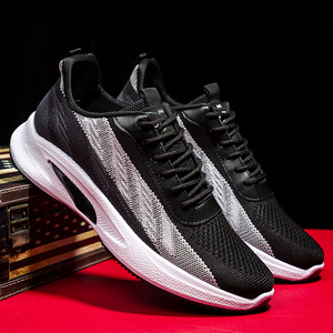 Baskets noires bon marché en gros chaussures de course chaussures de marche et <span class=keywords><strong>fitness</strong></span> décontractées pour hommes chaussures de tennis pour la course en plein air - Product Image 2