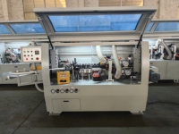 Machine à plaquer les chants entièrement automatique pour le travail du bois Mdf pré-fraisage