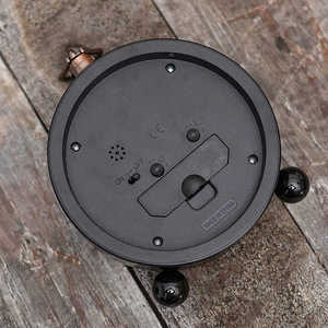 Réveil en métal pour étudiants, petit réveil de bureau rétro à quartz pour enfants, utilisation au chevet, alimenté par piles, cadeau de rentrée scolaire - Product Image 4