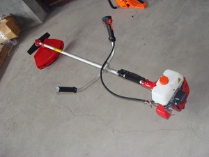 Nuovo Design 2026 Personalizzabile, Decespugliatore Elettrico <span class=keywords><strong>a</strong></span> Batteria 36V con <span class=keywords><strong>Motore</strong></span> Brushless per Giardino, Supporto OEM Fai-da-te - Product Image 3