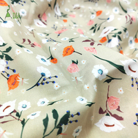 Tissu popeline 100% coton biologique léger à imprimé floral marron clair pour chemises et robes