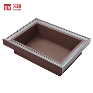 Accessoire de rangement pour armoire : Panier coulissant mural amovible en alliage d'aluminium pour une organisation facile des vêtements - Product Image 1