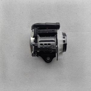 वोल्कस्वैगन आसान स्थापना के लिए समान सीट बेल्ट इंफ्लेवेटर असेंबली - Product Image 1