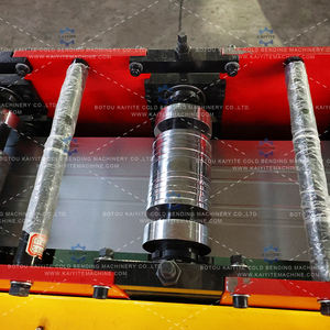 เครื่องขึ้นรูปโลหะแบบม้วนที่แข็งแรงทนทาน ให้ผลผลิตสูง พร้อมกล่องเกียร์ที่แข็งแรง สำหรับผลิตโครงสร้างเหล็ก โปรไฟล์ท่อเหล็กสี่เหลี่ยม - Product Image 5