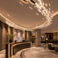 Lustre moderne luxueux en verre personnalisé pour hôtel, luminaire suspendu en forme de pavés, pour hall d'hôtel et escalier