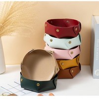 Plateau de bureau multifonctionnel moderne en similicuir gaufré et gravé au laser, coloré, personnalisable avec logo, idéal pour cadeaux faits main et promotionnels (vente en gros)