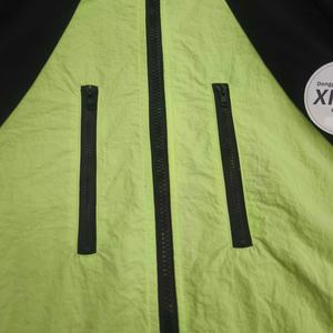 Service OEM, veste à capuche en nylon softshell pour homme, respirante, coupe-vent, imperméable, de haute qualité, écologique, pour l'hiver - Product Image 3