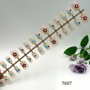 T607 <span class=keywords><strong>Verano</strong></span> Almendra Artificial <span class=keywords><strong>Uñas</strong></span> Personalizadas Diseño <span class=keywords><strong>de</strong></span> Línea Dorada <span class=keywords><strong>Uñas</strong></span> Falsas Lujo Geles Suaves Prensa en Juegos <span class=keywords><strong>de</strong></span> <span class=keywords><strong>Uñas</strong></span> - Product Image 6