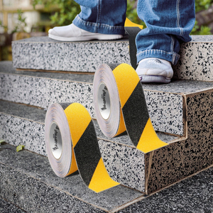 Rubans adhésifs antidérapants imperméables Xuri haute température pour marches d'escalier, film <span class=keywords><strong>de</strong></span> sécurité antidérapant avec avertissement d'utilisation - Product Image 1