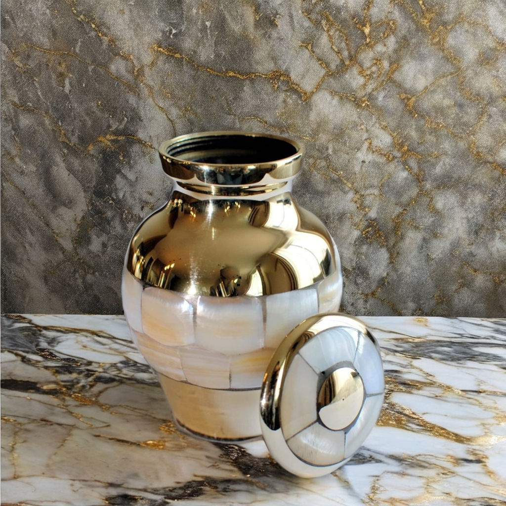 โปร่งใส