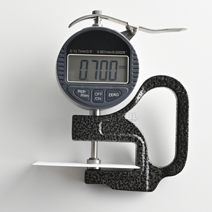 Etiquetas de mano para ropa, etiquetas colgantes para ropa, diseño de etiquetas colgantes para ropa, etiquetas de <span class=keywords><strong>columpio</strong></span> personalizadas, fabricación de zapatos, fardos de Mtumba impresos, zapatos - Product Image 5