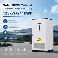 Armoire de stockage d'énergie solaire diesel LiFePO4 125 kW 241 kWh, protection IP54, connexion hybride au réseau pour les services publics et l'industrie africains