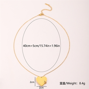 Collana con Lettera d'Amore in Acciaio Inossidabile Placcato Oro 18K, Apribile con Ciondolo a Forma di Cuore Inciso e Catena a Osso - Product Image 6