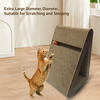 Tempat Garukan Kucing Bentuk Segitiga Mewah, Meja Samping Rumah Kayu Estetis, Garukan Kucing dari Karton, Alat Garuk Kucing